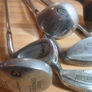 Right Hand 8 Piece Golf Clubs,‎ Random Brands And Sizes